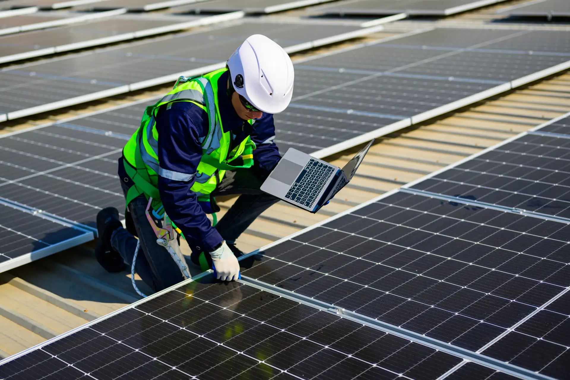 Endüstriyel Güneş Enerjisi Kurulumu